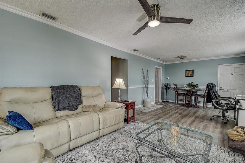 Picture of 8358 Candlewood Road, Seminole FL 33777