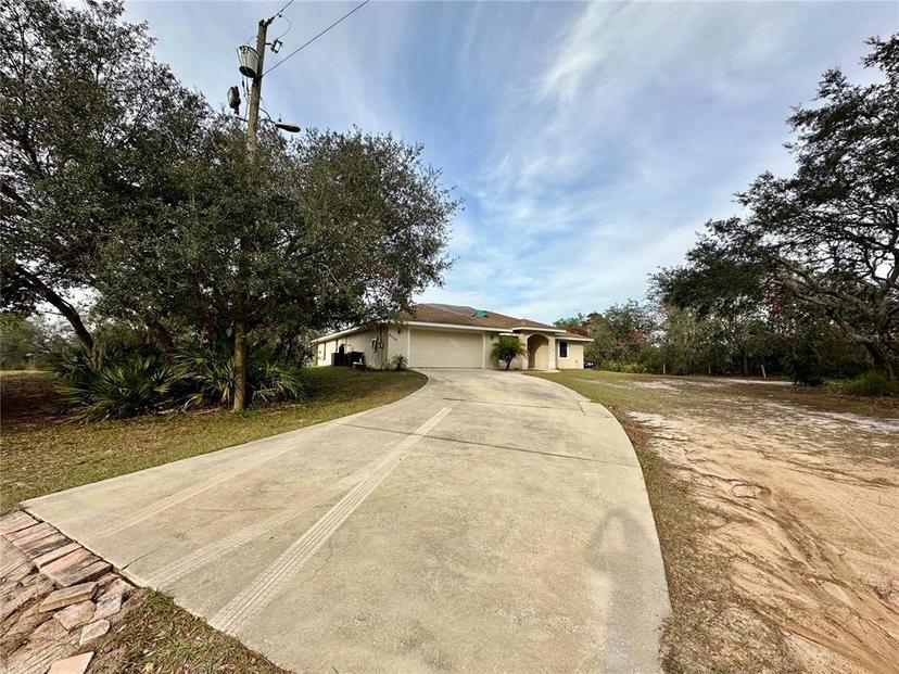 Picture of 2772 Indian Pipes Trail, Frostproof FL 33843