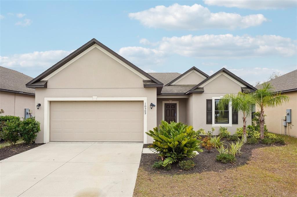 Picture of 10509 Massimo Drive, Wimauma, FL 33598