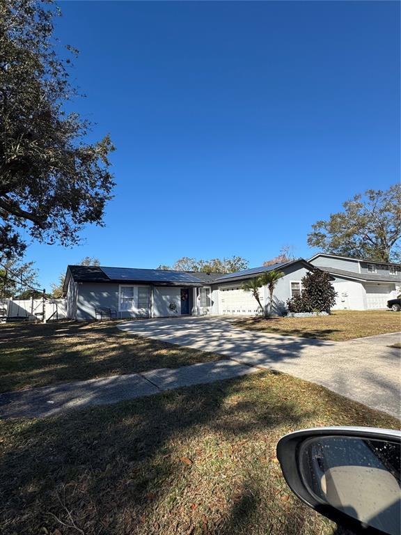 Picture of 15906 Country Farm Place, Tampa, FL 33624