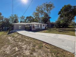 Picture of 1116 E Boyer Street, Tarpon Springs, FL 34689