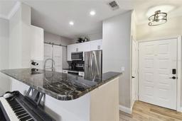 Picture of 4221 W Spruce Street Unit 1404, Tampa, FL 33607