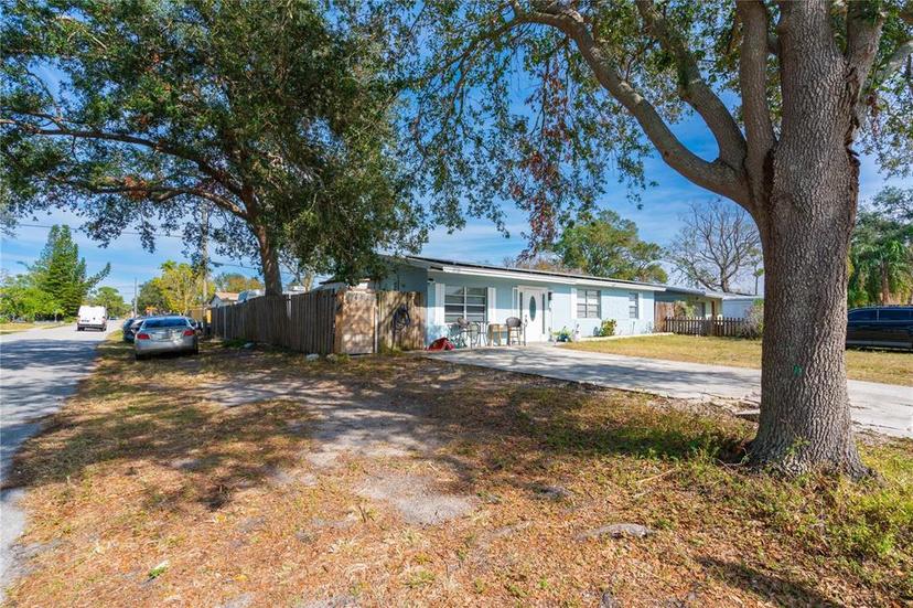 Picture of 5481 65Th Avenue N, Pinellas Park FL 33781