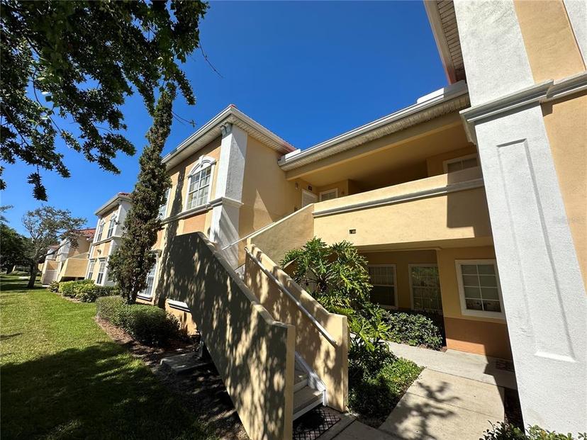 Picture of 1010 Villagio Circle Unit 207, Sarasota FL 34237