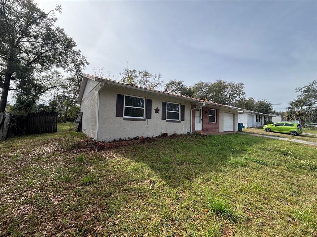 Picture of 990 Liskeard Avenue, Orange City, FL 32763