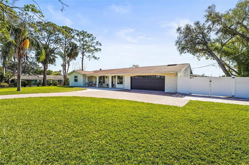 Picture of 504 68Th Avenue Drive W, Bradenton FL 34207