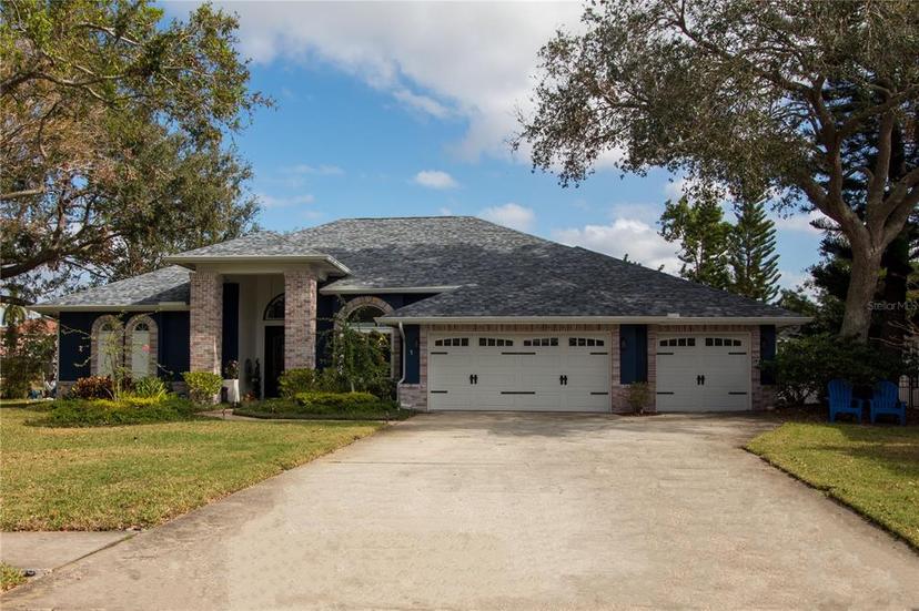 Picture of 10745 Bardes Court, Seminole FL 33777