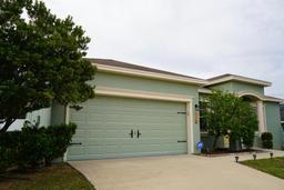 Picture of 1028 Merrimack Boulevard, Davenport, FL 33837