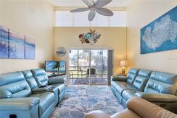 Picture of 755 Village Circle Unit 203, Venice, FL 34292