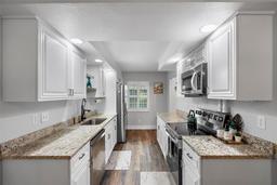 Picture of 8703 Bardmoor Boulevard Unit 106, Seminole, FL 33777