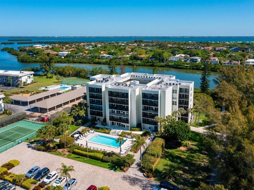 Picture of 3240 Gulf Of Mexico Drive Unit B104, Longboat Key FL 34228