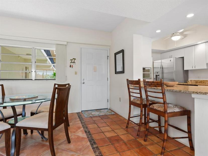 Picture of 3240 Gulf Of Mexico Drive Unit B104, Longboat Key FL 34228