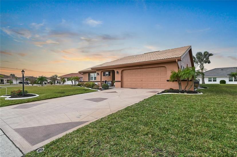 Picture of 1809 Wolf Laurel Drive, Sun City Center FL 33573