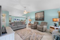 Picture of 3273 Pebble Bend Drive, Lakeland, FL 33810