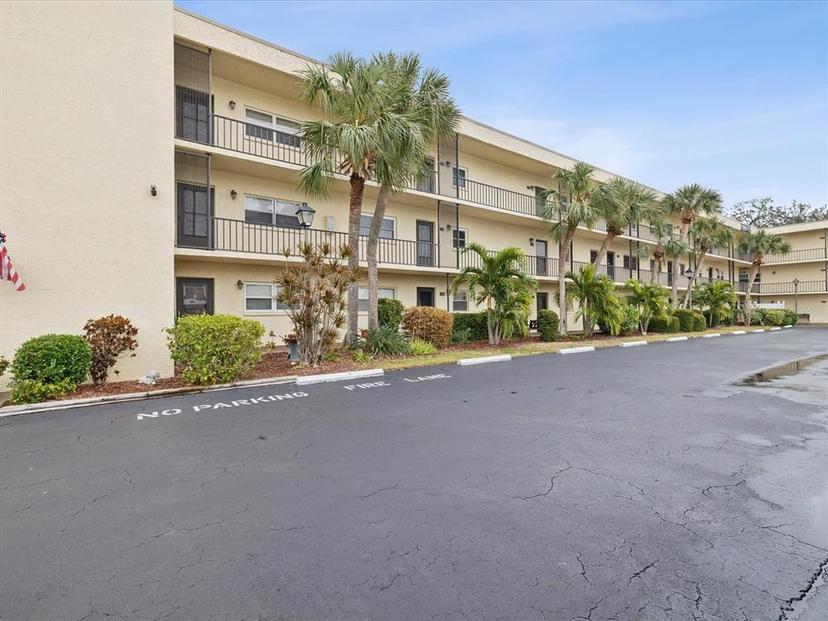 Picture of 11485 Oakhurst Drive Unit 1100-312, Largo FL 33774