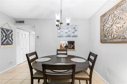 Picture of 151 Berkley Road Unit 105, Hollywood, FL 33024