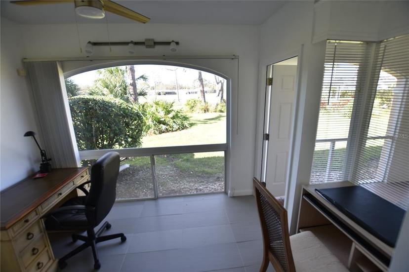 Picture of 5548 Chanteclaire # 16, Sarasota FL 34235