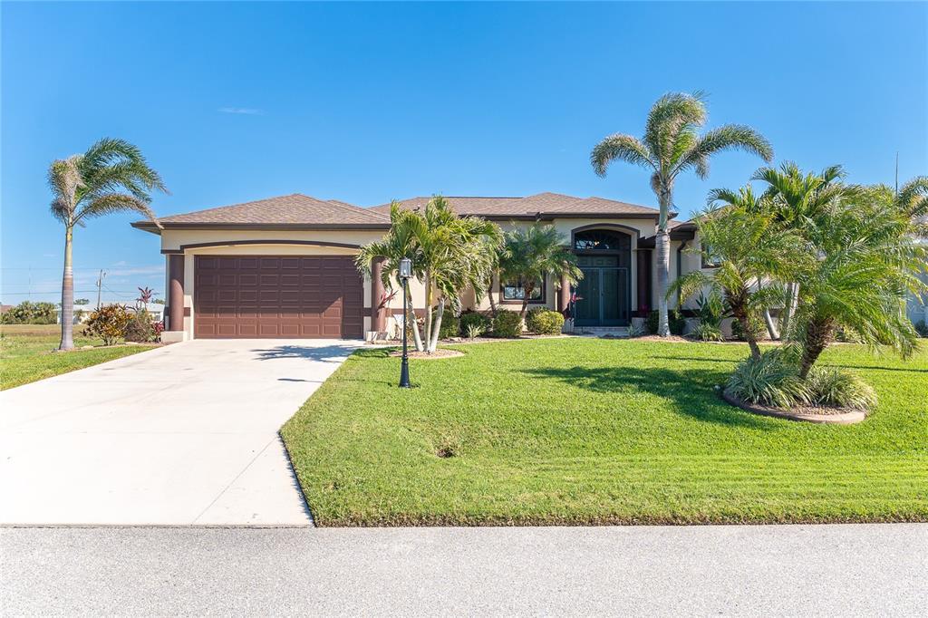 Picture of 214 W Pine Valley Lane, Rotonda West, FL 33947