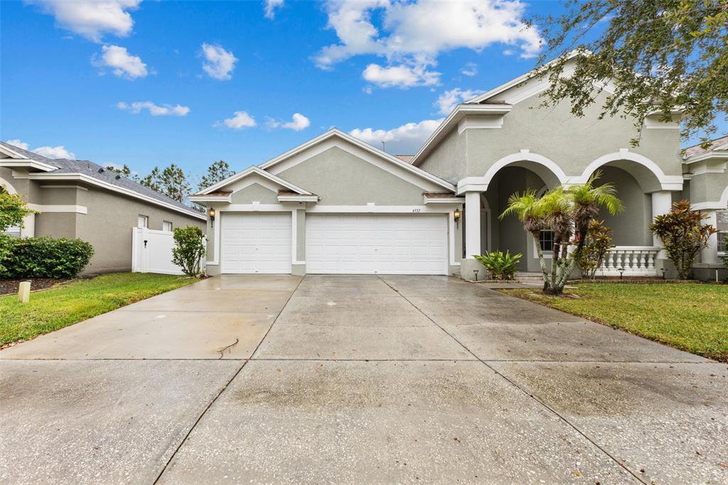 Picture of 4337 Waterford Landing Drive, Lutz, FL 33558