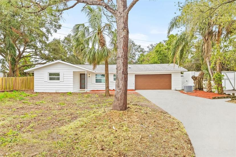 Picture of 2255 S Lagoon Circle, Clearwater FL 33765