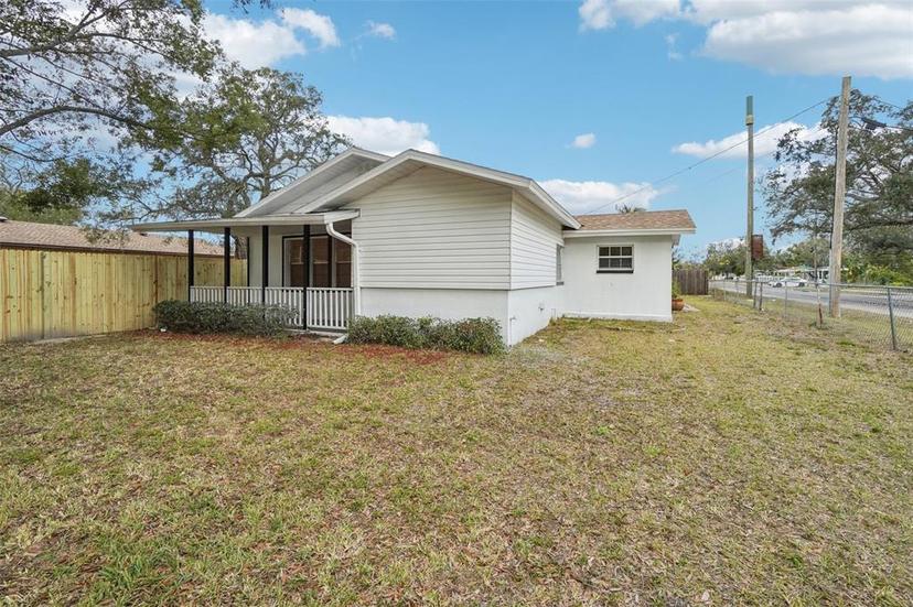 Picture of 1424 E Bougainvillea Avenue, Tampa FL 33612