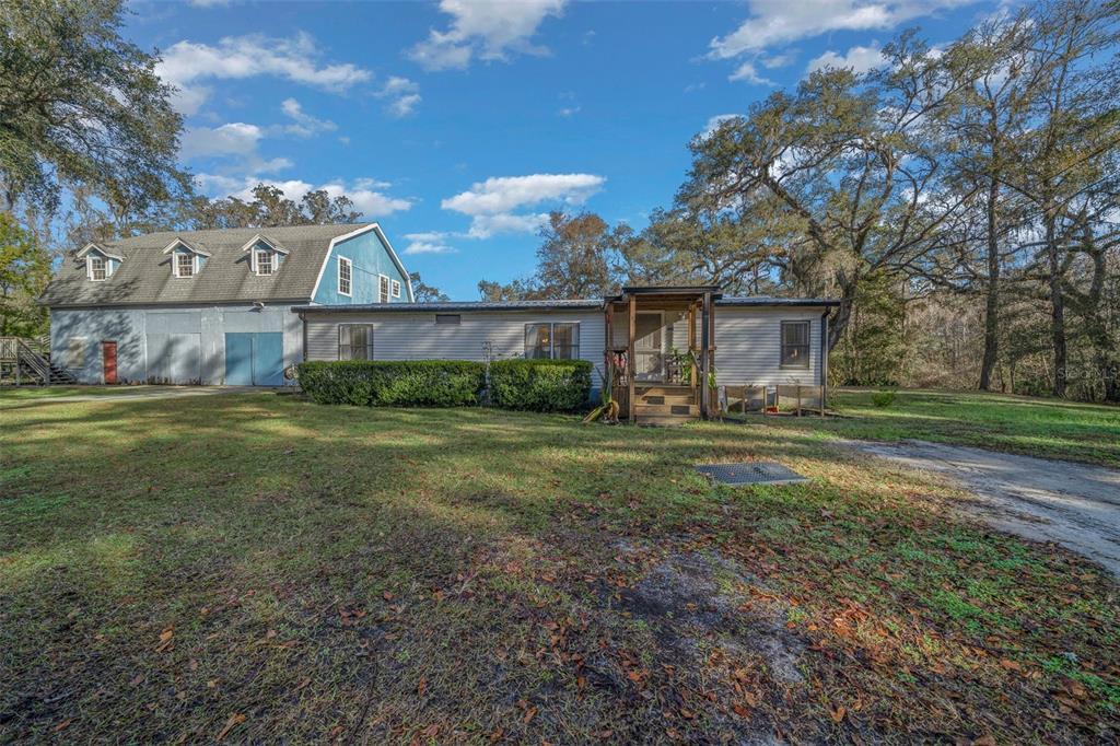 Picture of 12251 NW 168Th Place, Reddick, FL 32686