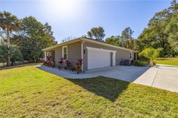 Picture of 12750 SE 119Th Court, Ocklawaha, FL 32179