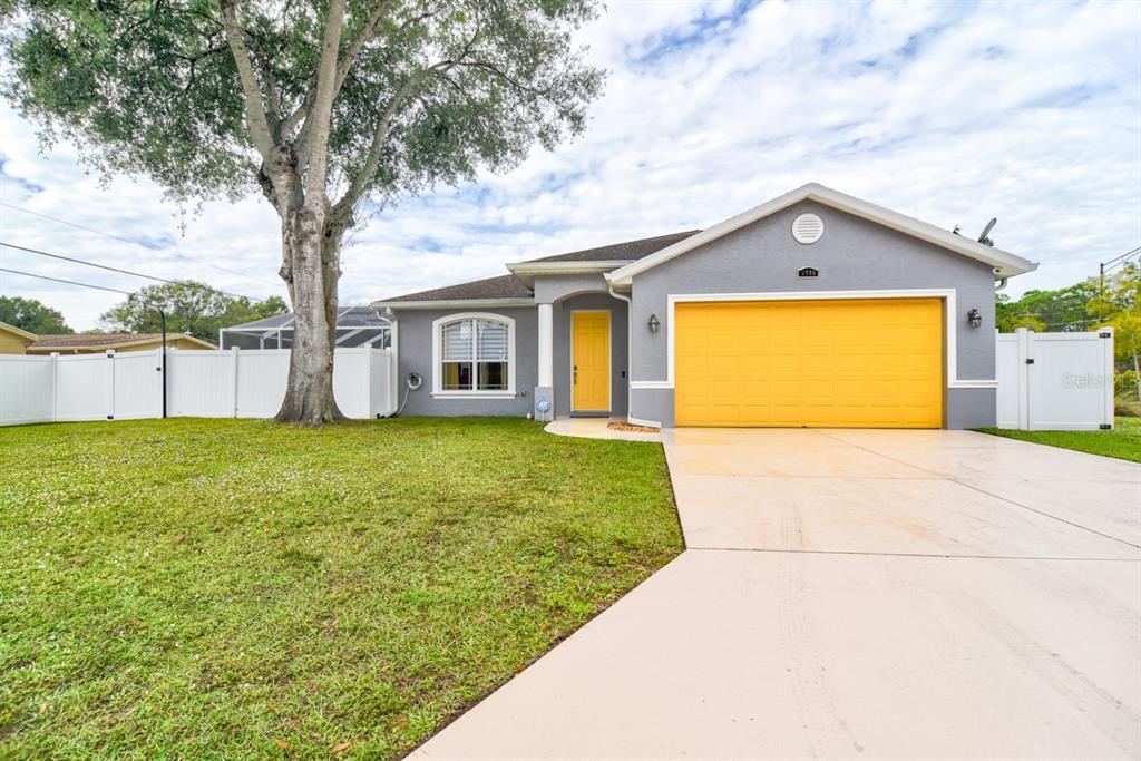 Picture of 3906 Chaucer Lane, Sarasota, FL 34241