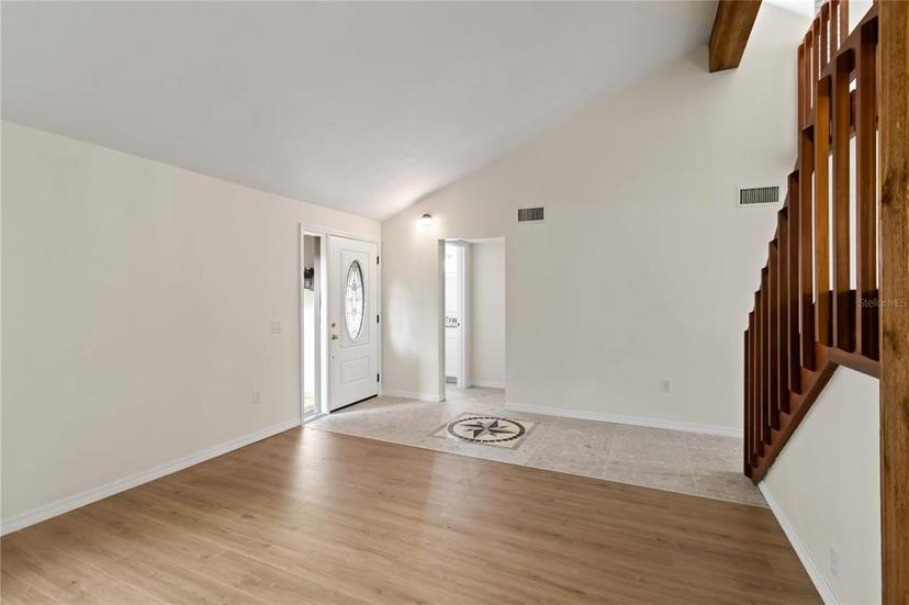 Picture of 4555 Forest Wood Trail Unit 23, Sarasota FL 34241