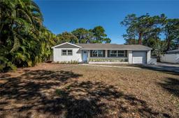 Picture of 2318 Granada Circle W, St Petersburg, FL 33712