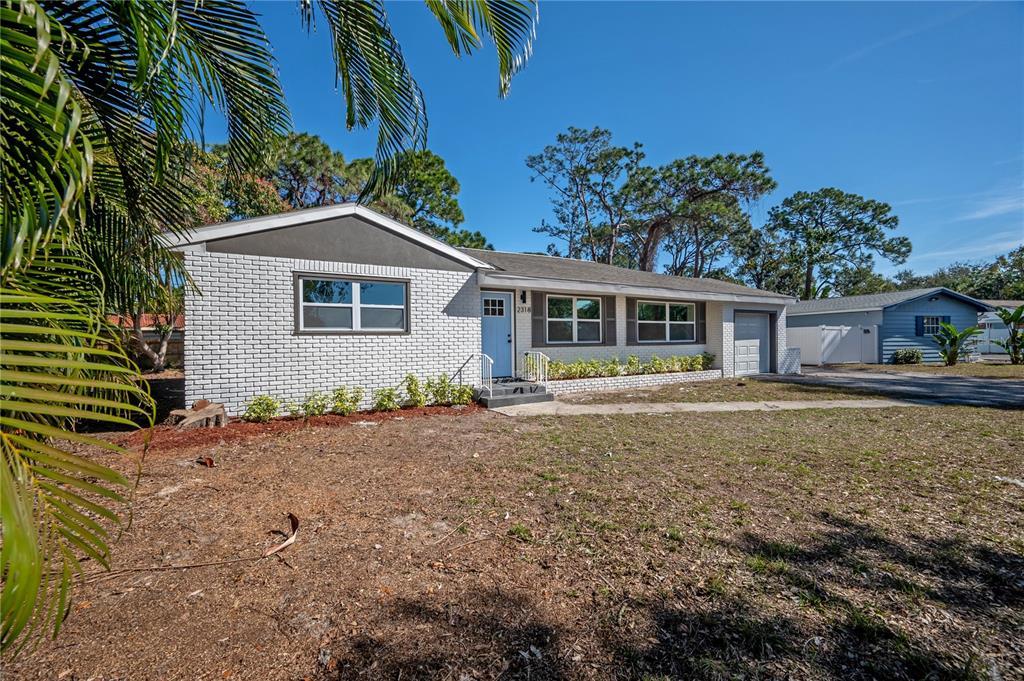 Picture of 2318 Granada Circle W, St Petersburg, FL 33712