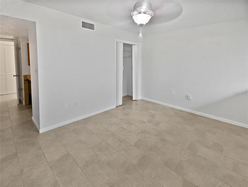 Picture of 705 S Village Drive N Unit 205, St Petersburg FL 33716