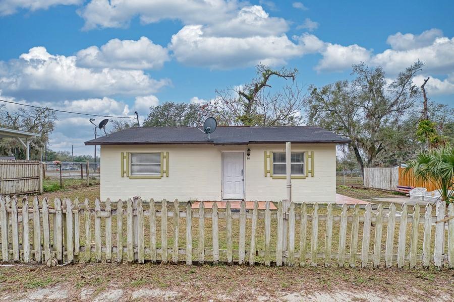 Picture of 20 Barry Avenue, Mascotte, FL 34753