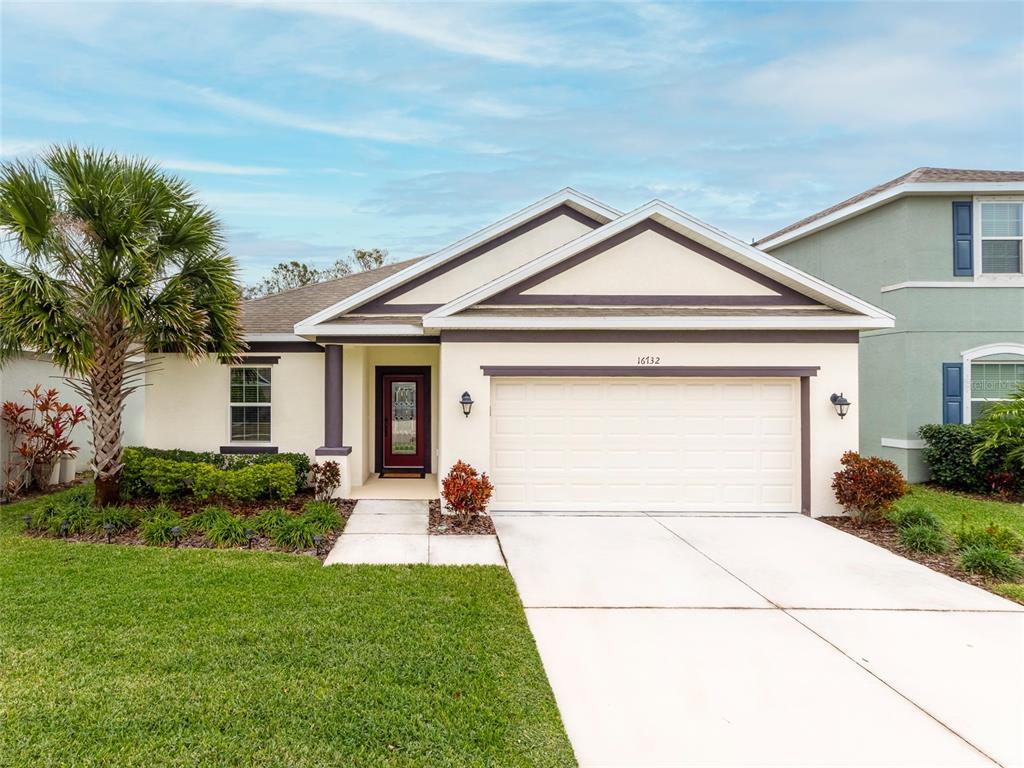 Picture of 16732 Mooner Plank Circle, Wimauma, FL 33598