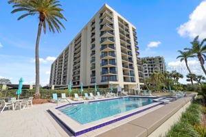 Picture of 690 Island Way Unit 802, Clearwater Beach FL 33767