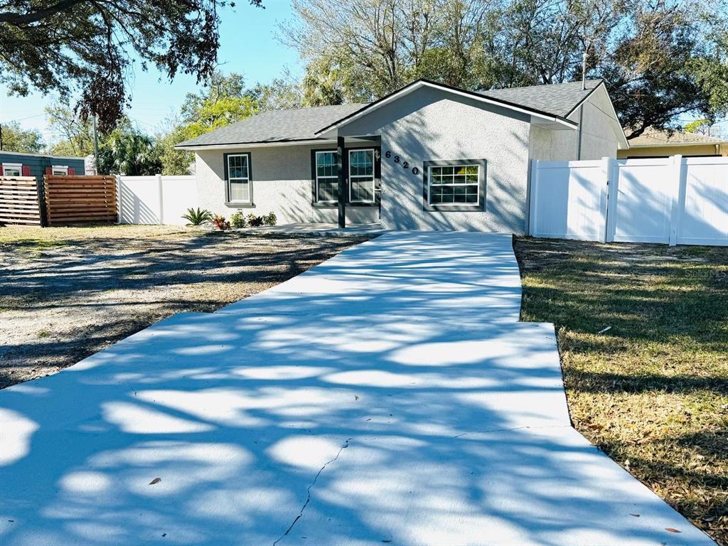 Picture of 6320 Cedar St Ne, St Petersburg, FL 33702