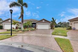 Picture of 15614 Aurora Lake Circle, Wimauma, FL 33598