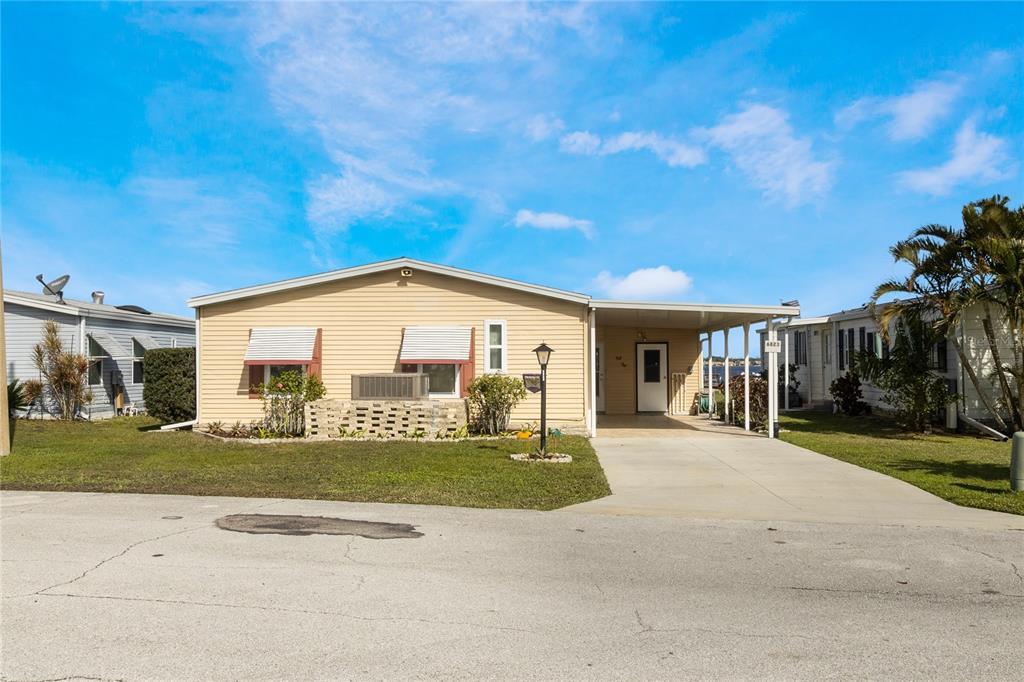 Picture of 6823 S Lake Henry Drive Ne, Winter Haven, FL 33881