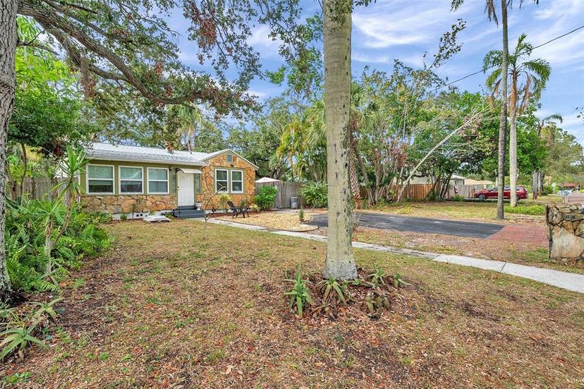 Picture of 2819 50Th Street S, Gulfport FL 33707