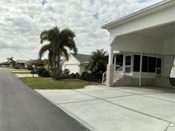 Picture of 471 Par Drive, Frostproof, FL 33843