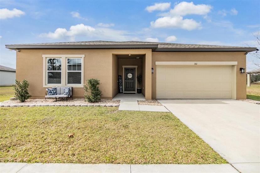 Picture of 701 Garden Oaks Square, Seffner FL 33584