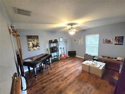 Picture of 2157 Geneva Drive, Lakeland, FL 33805