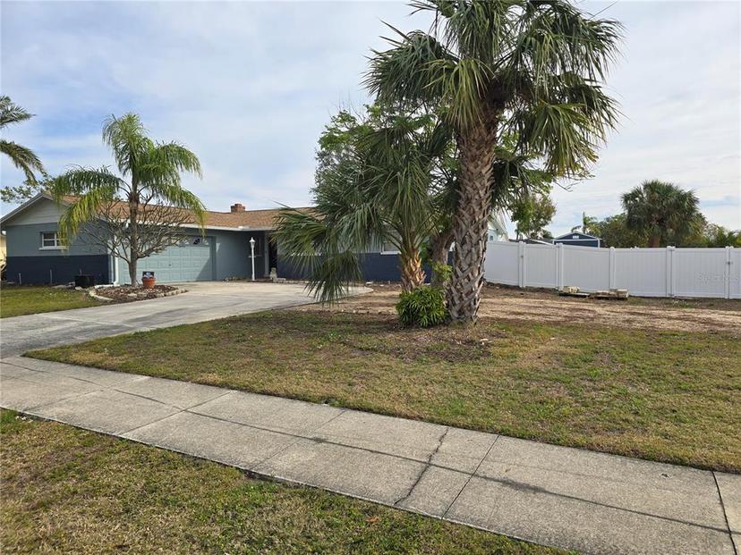 Picture of 4701 Lodestone Drive, Tampa FL 33615