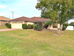 Picture of 150 S Carolina Avenue, Lake Alfred, FL 33850