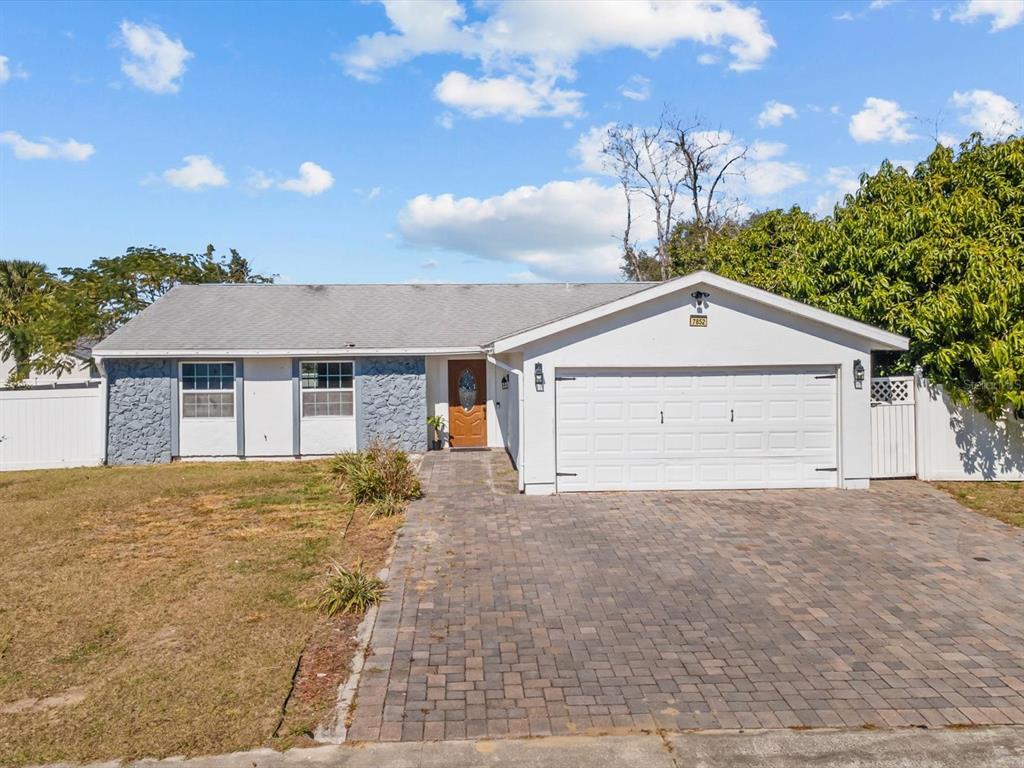 Picture of 7852 Murcott Circle, Orlando, FL 32835