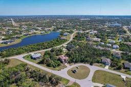 Picture of 117 Cable Drive, Rotonda West, FL 33947