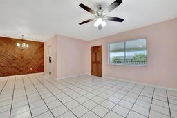 Picture of 2 N Fernwood Avenue Unit 16, Clearwater, FL 33765