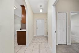 Picture of 9434 Myrtle Creek Lane Unit 914, Orlando, FL 32832