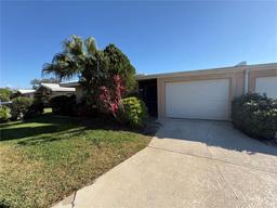 Picture of 3442 Medford Lane Unit 1109, Sarasota, FL 34239