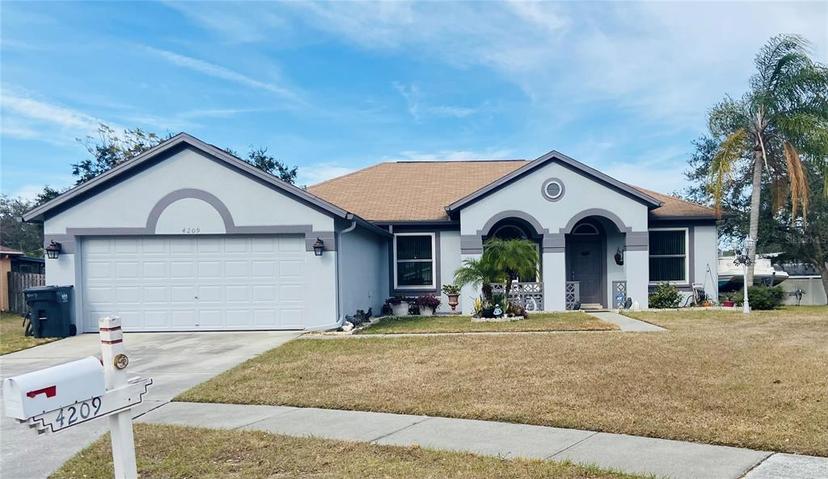 Picture of 4209 Amber Ridge Lane, Valrico FL 33594